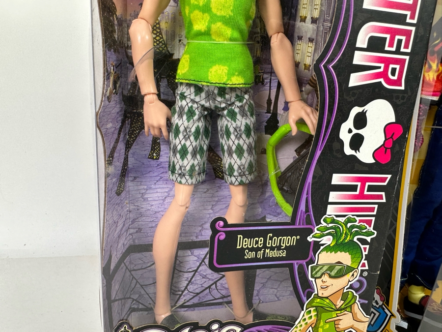 Monster High Scaris City of Frights and Be Yourself. Be Unique. Be a Monster. 2012 New in Box Y0392/BBC82 [Photo 7]