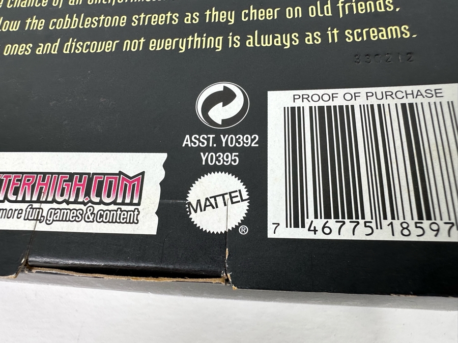 Monster High Scaris City of Frights and Be Yourself. Be Unique. Be a Monster. 2012 New in Box Y0392/BBC82 [Photo 11]