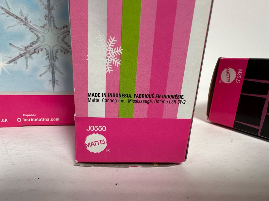 Holiday Angel, Christmas Morning and Fashion Spell Mattel Barbie Dolls 2006/2006/2008 New In Box J0590/J0550/M3523 [Photo 12]