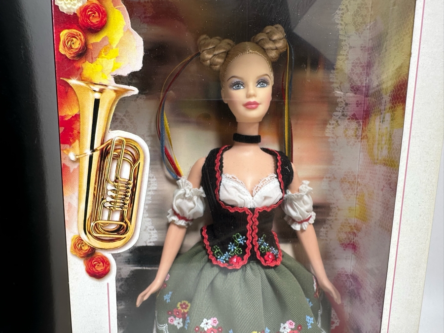 Dolls of the World: Festivals of the World Irish Dance and Oktoberfest Pink Label Collection Mattel Barbie Dolls 2006/2006 New In Box J0929/K7920 [Photo 5]
