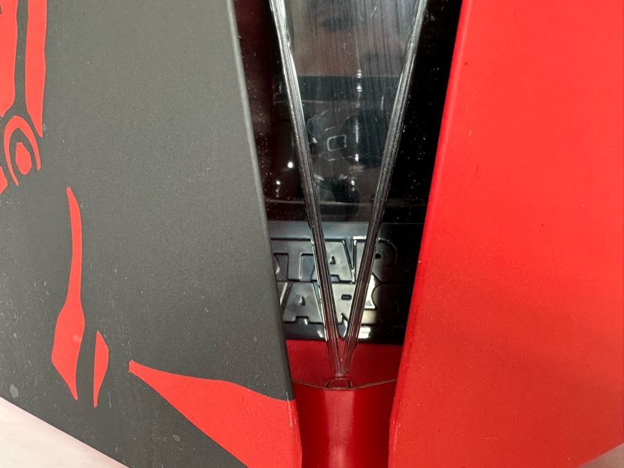 Star Wars Darth Vader x Barbie Limited Edition of 21,200 Mattel Barbie Doll 2019 New In Box GHT80 [Photo 7]