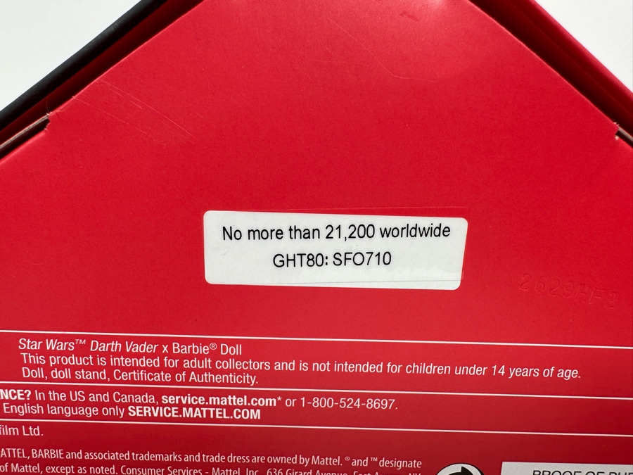 Star Wars Darth Vader x Barbie Limited Edition of 21,200 Mattel Barbie Doll 2019 New In Box GHT80 [Photo 14]