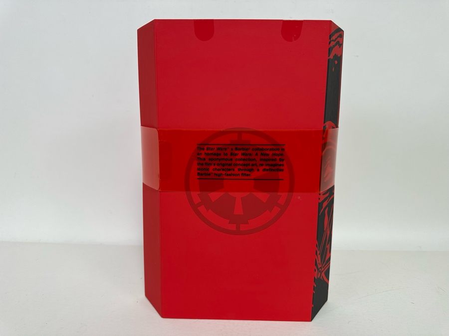 Star Wars Darth Vader x Barbie Limited Edition of 21,200 Mattel Barbie Doll 2019 New In Box GHT80 [Photo 11]