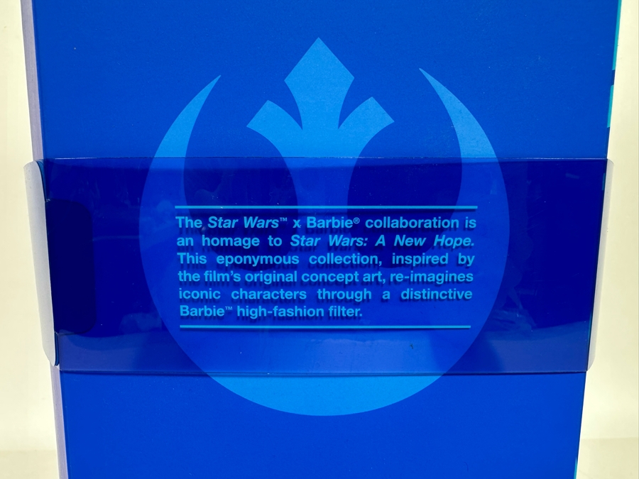 Star Wars R2D2 x Barbie Limited Edition of 20,000 Mattel Barbie Doll 2019 New In Box GHT79 [Photo 11]