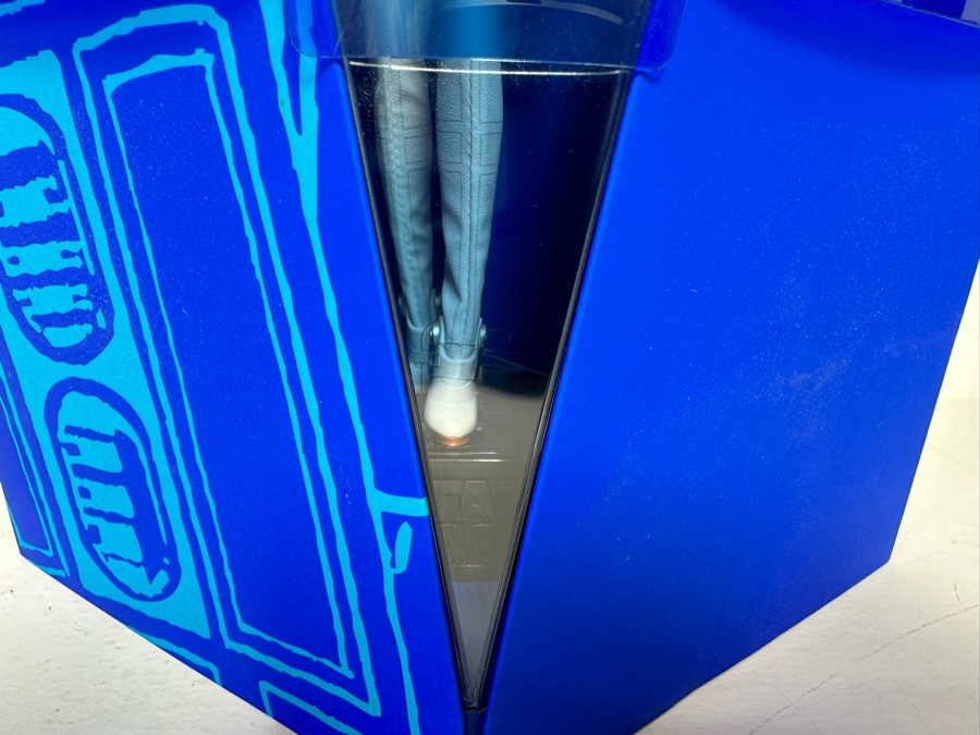 Star Wars R2D2 x Barbie Limited Edition of 20,000 Mattel Barbie Doll 2019 New In Box GHT79 [Photo 7]