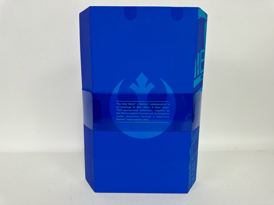 Star Wars R2D2 x Barbie Limited Edition of 20,000 Mattel Barbie Doll 2019 New In Box GHT79 [Photo 10]