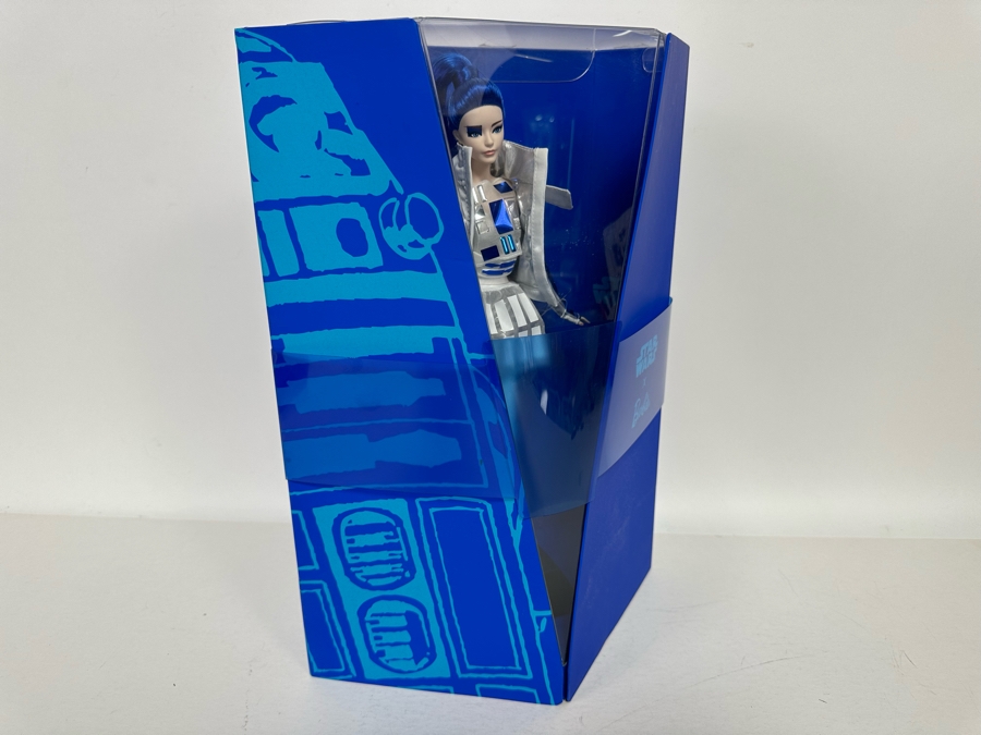Star Wars R2D2 x Barbie Limited Edition of 20,000 Mattel Barbie Doll 2019 New In Box GHT79 [Photo 9]