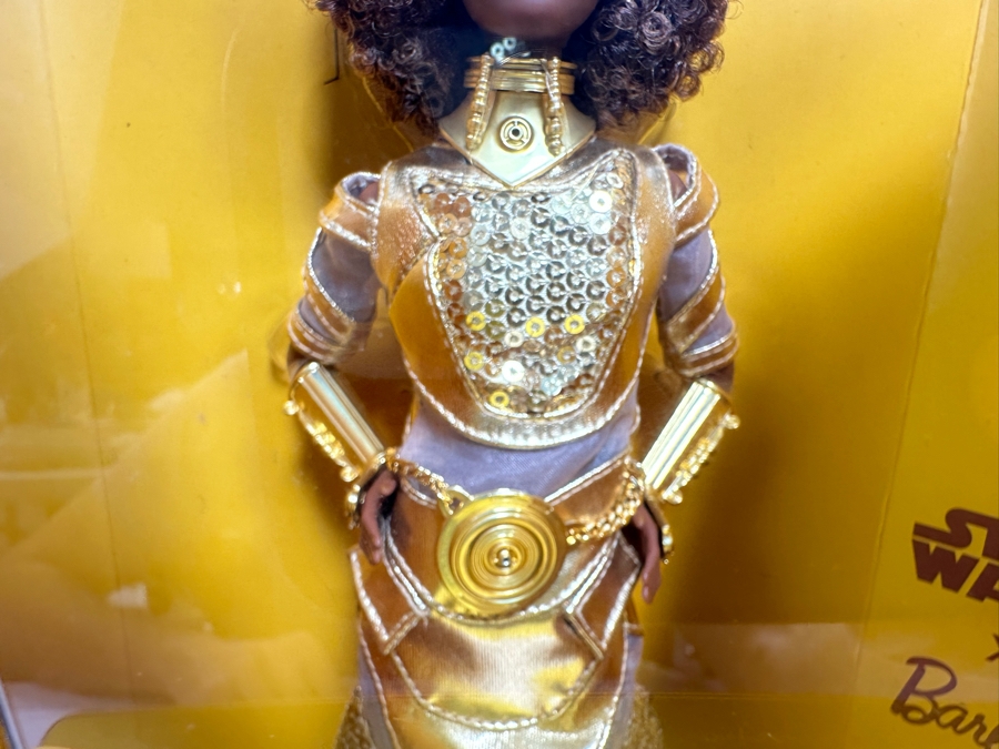 Star Wars C-3PO x Barbie Limited Edition of 20,000 Mattel Barbie Doll 2019 New In Box GLY30 [Photo 7]