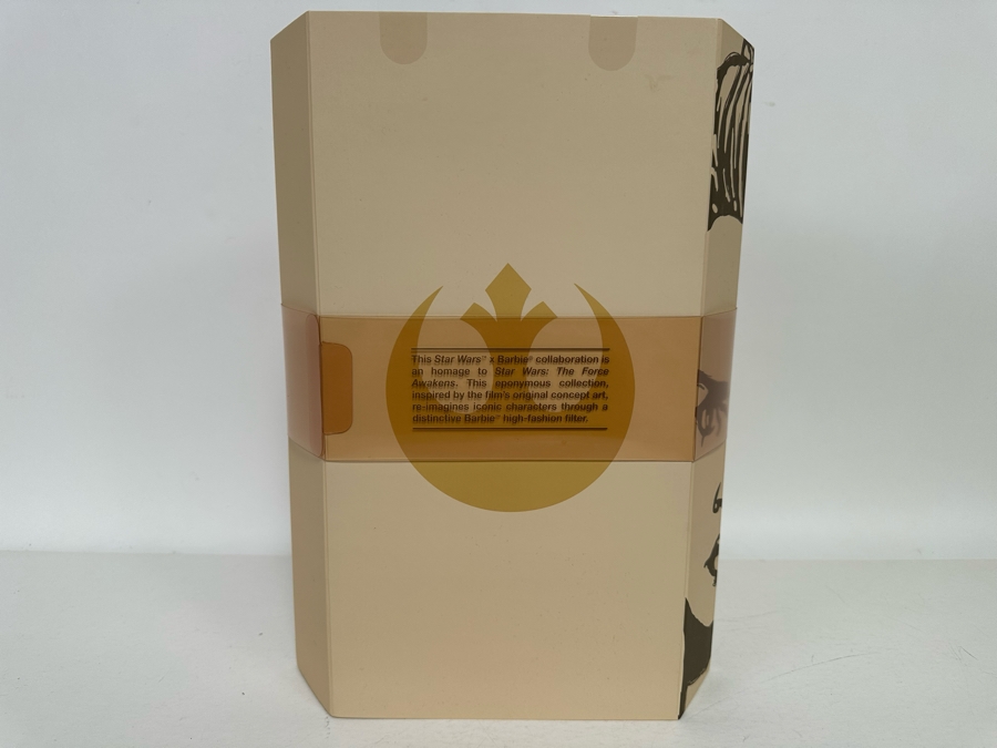 Star Wars Rey x Barbie Limited Edition of 20,000 Mattel Barbie Doll 2019 New In Box GLY28 [Photo 8]