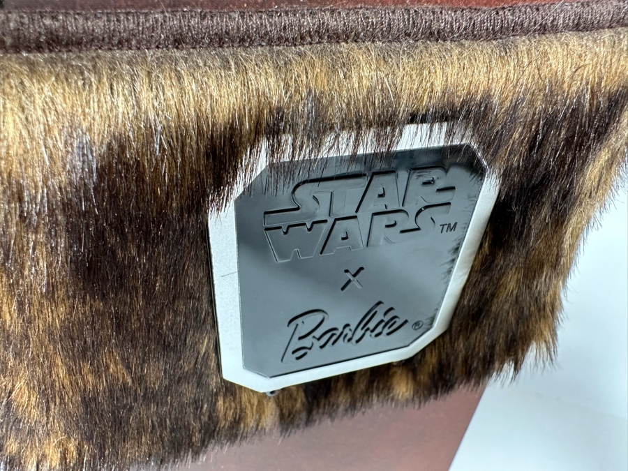Star Wars Chewbacca x Barbie Limited Platinum Edition of 5,000 Mattel Barbie Doll 2019 New In Box GMM96 [Photo 8]