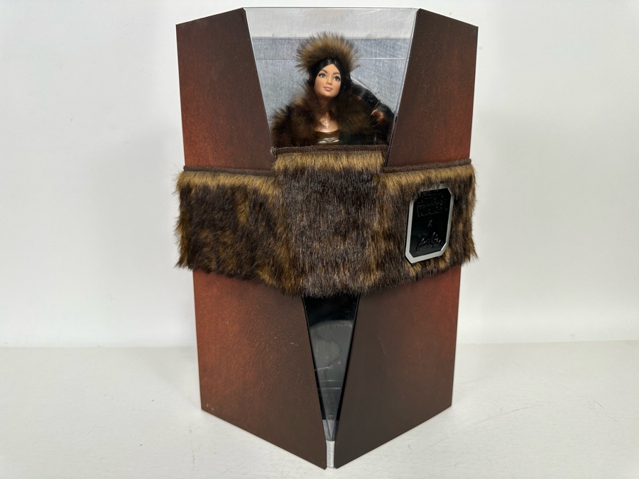 Star Wars Chewbacca x Barbie Limited Platinum Edition of 5,000 Mattel Barbie Doll 2019 New In Box GMM96 [Photo 3]