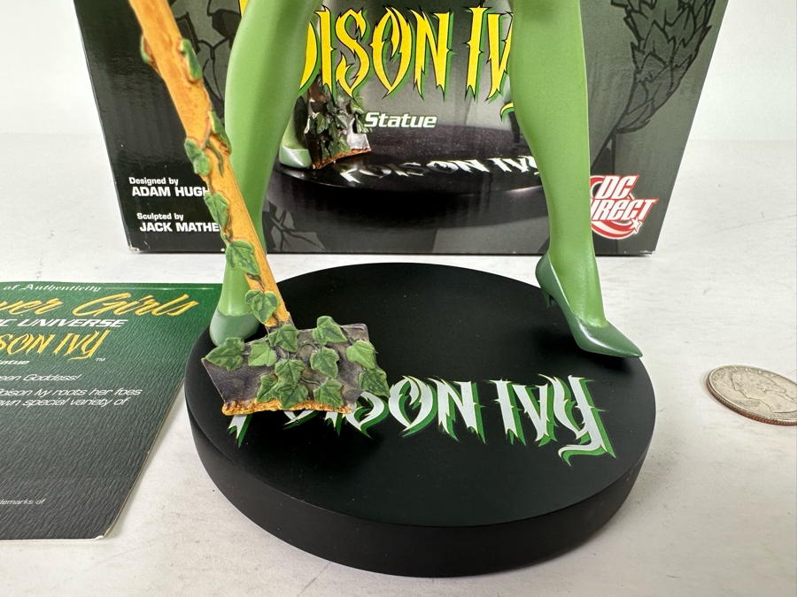 Cover Girls of the DC Universe Poison Ivy Statue Limited Edition 1194/7000 4.24W x 4.25D x 9.75H [Photo 4]