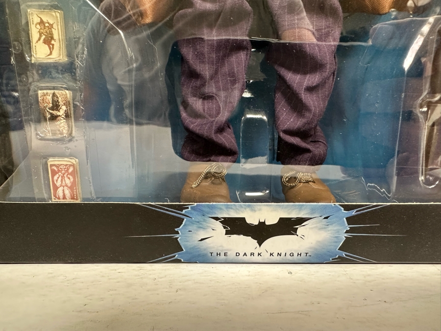 Batman The Dark Night “The Joker” 1:6 Scale Deluxe Collector Figure DC Comics [Photo 14]