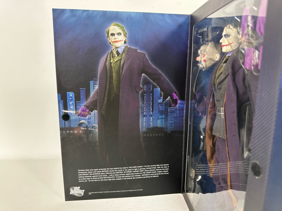 Batman The Dark Night “The Joker” 1:6 Scale Deluxe Collector Figure DC Comics [Photo 17]