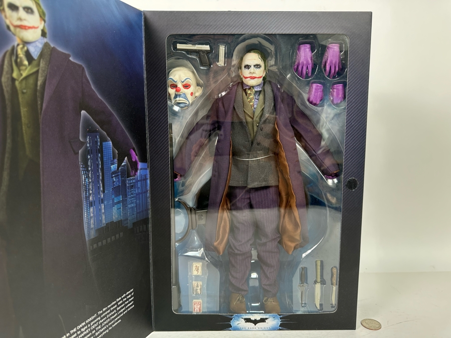 Batman The Dark Night “The Joker” 1:6 Scale Deluxe Collector Figure DC ...