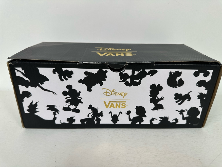 Disney “Winnie the Pooh” Pooh Vans Mens 6.5/Womens 8.0 Like New with Box [Photo 10]