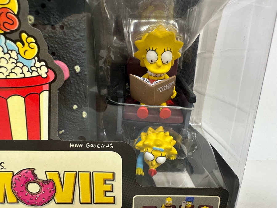 The Simpson’s Movie Collectible Action Figurines with Sound Including: Homer, Marge, Bart Lisa and Maggie 2007 New In Boxes [Photo 20]