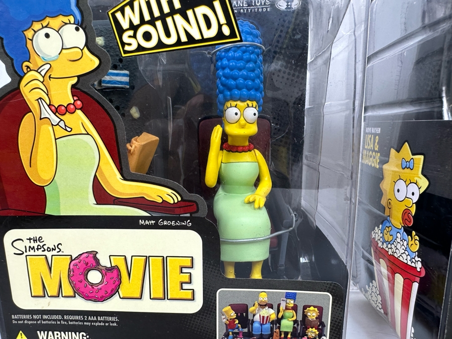 The Simpson’s Movie Collectible Action Figurines with Sound Including: Homer, Marge, Bart Lisa and Maggie 2007 New In Boxes [Photo 17]