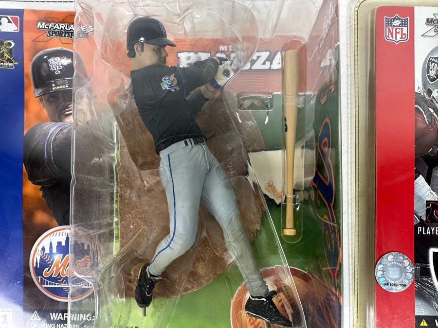 McFarlane’s Sportpicks Action Figures: Mike Piazza and Jerry Rice 2002 New in Boxes [Photo 4]