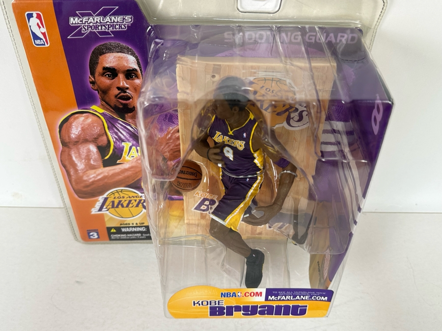 McFarlane’s Sportpicks Series 3 Action Figure: Kobe Bryant Purple Shirt 2003 New in Box [Photo 5]