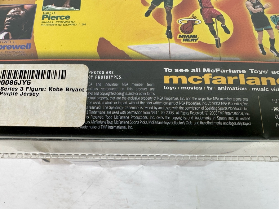 McFarlane’s Sportpicks Series 3 Action Figure: Kobe Bryant Purple Shirt 2003 New in Box [Photo 8]