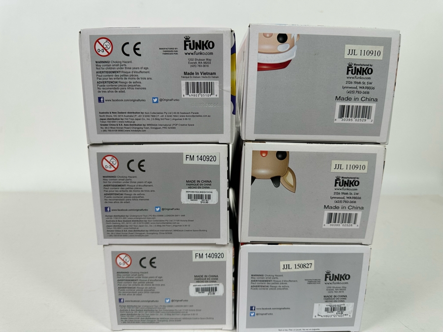 Disney Funko Vinyl Figurines Including: Hula Minion, Gone Batty, Santa Claus, Fire Alarm Minion, Stan Lee and Rudolf [Photo 13]