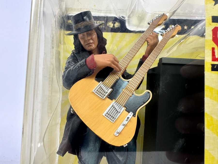 McFarlane Toys Jon Bon Jovi and Richie Sambora Collectible Action Figures 2007 New in Box [Photo 7]
