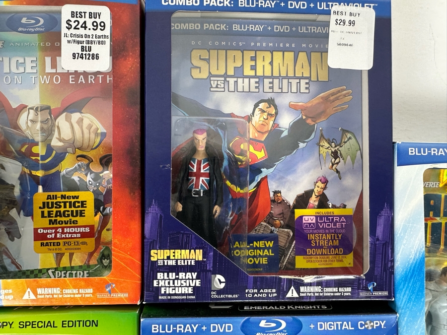Blu-Ray DVD Combo Lot with Many Action Figures Including: Justice League, Green Lantern and Superman Movies [Photo 6]