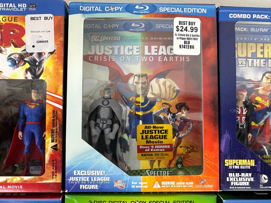 Blu-Ray DVD Combo Lot with Many Action Figures Including: Justice League, Green Lantern and Superman Movies [Photo 5]