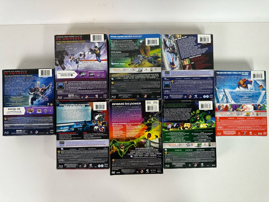Blu-Ray DVD Combo Lot with Many Action Figures Including: Justice League, Green Lantern and Superman Movies [Photo 3]