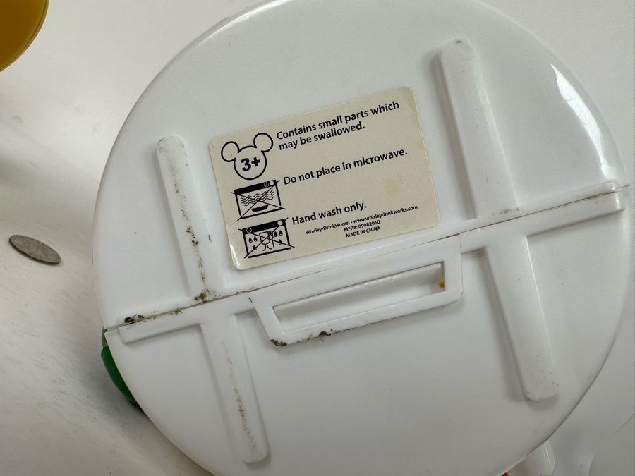 Pluto Holiday and Winter Fun Popcorn Bucket and Mickey Mouse Snowman Popcorn Bucket (Handle Broken) 12H [Photo 9]