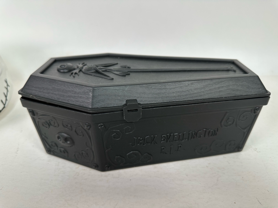 The Nightmare Before Christmas Vintage Trick or Treat Collapsible Pail, Jack Skellington Coffin Popcorn Bucket and Haunted Mansion Holiday Figurine 6H/4.5H [Photo 10]