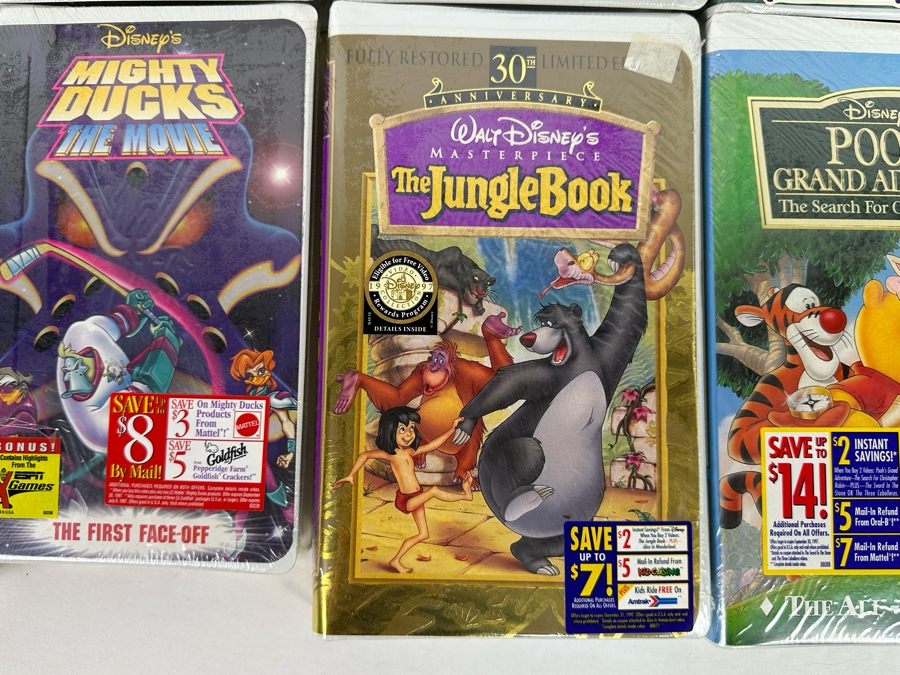 Disney VHS Lot *All Sealed* Includes: Tarzan, Aladdin, Beauty and the Beast: The Enchanted Christmas, Space Jam, Mighty Ducks, 101 Dalmatians, The Jungle Book and More [Photo 8]