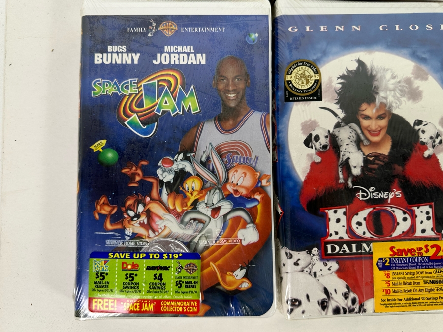 Disney VHS Lot *All Sealed* Includes: Tarzan, Aladdin, Beauty and the Beast: The Enchanted Christmas, Space Jam, Mighty Ducks, 101 Dalmatians, The Jungle Book and More [Photo 4]