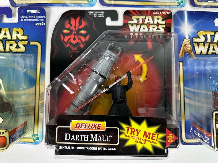 Star Wars Lot of Action Figures Includes: Anakin Skywalker, Darth Vader, R2-D2, Yoda, Dexter Jetsetter, Chewbacca, Luke Skywalker, Sam Wesell and more [Photo 20]