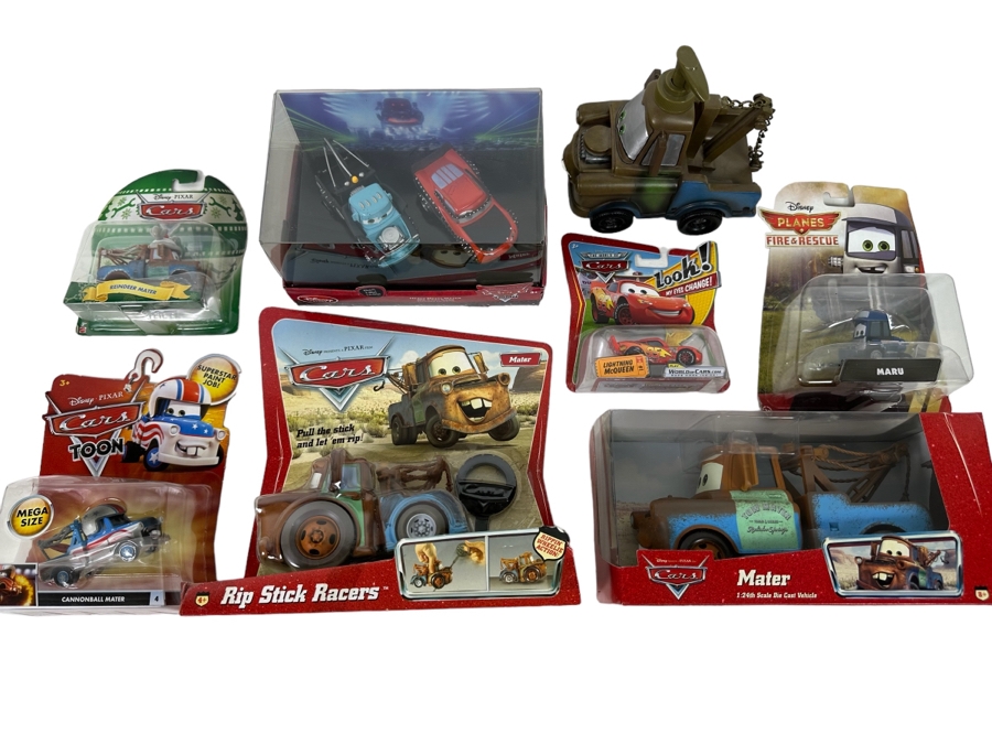 Disney Pixar 'Cars' Lot Including Rip Stick Racers, Mater, Maru, Lightning McQueen, Toon, Cannonball Mater, Reindeer Mater and Tow Mater Jay Franco Soap Dispenser