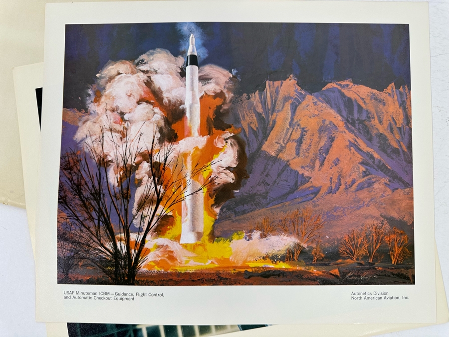 Lot of North American Aviation Photographic Prints Including Aircraft and Rocket Launches  [Photo 24]