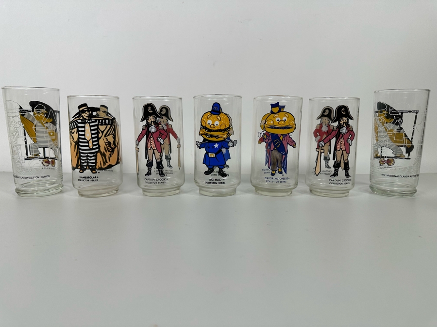 Lot of 7 McDonald Action and Collector Series Drinking Glasses including Hamburglar,  Big Mac, Mayor McChesse and Captain Crook [Photo 6]