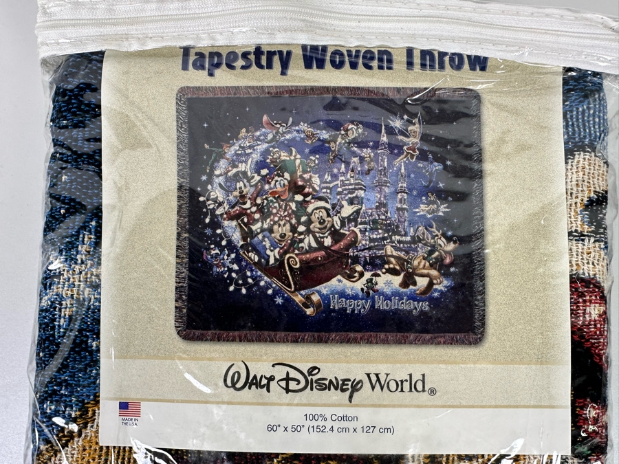 Walt Disney World Happy Holidays Mickey Tapestry Woven Throw [Photo 3]