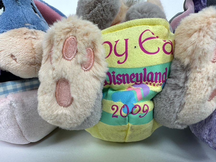 Lot of Disney Vintage Happy Easter Plush Zip-Up Eggs Including Mickey, Minnie Mouse, Eeyore and More [Photo 13]