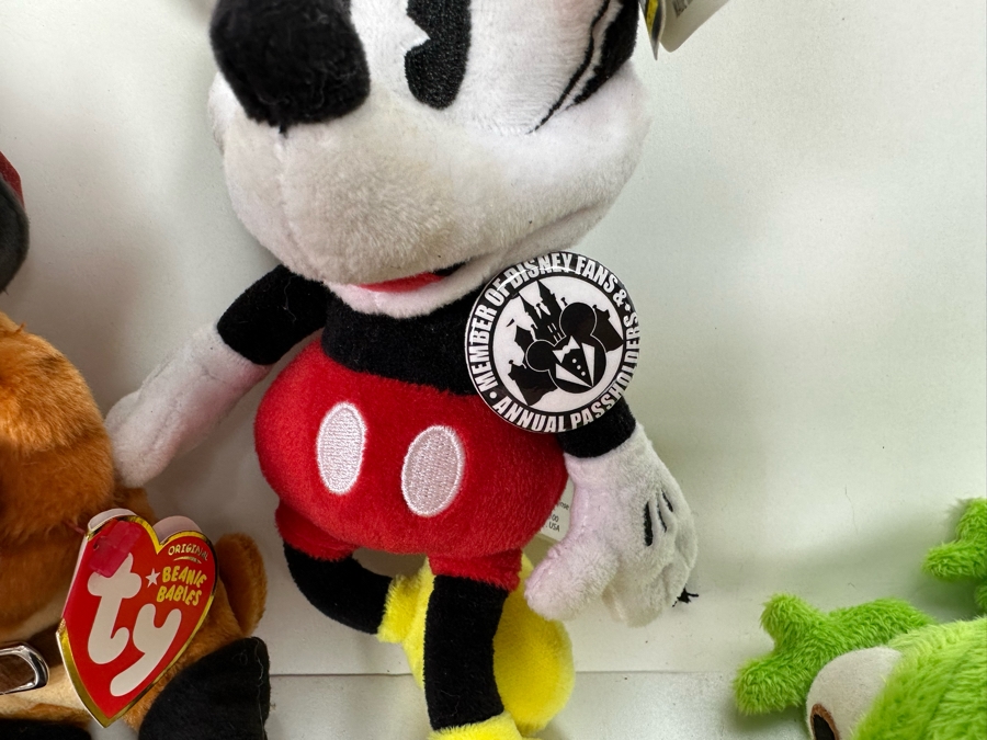 Lot of Disney Vintage Plush Toys Including Olaf, Mater, Mickey, Minions, Lucifer, Wicket W. Warrick and More [Photo 14]