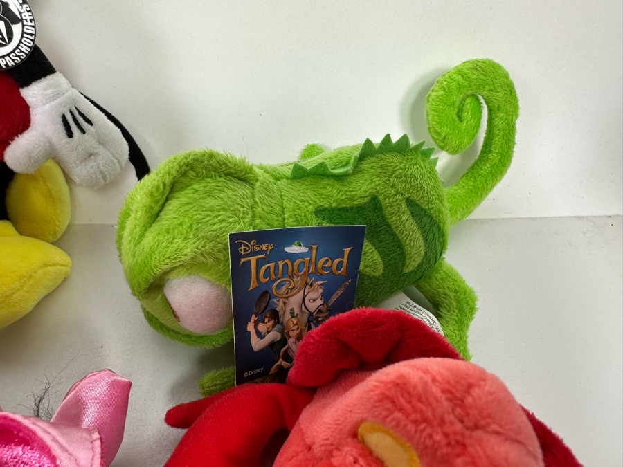 Lot of Disney Vintage Plush Toys Including Olaf, Mater, Mickey, Minions, Lucifer, Wicket W. Warrick and More [Photo 16]
