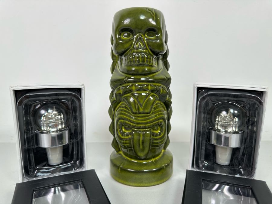 Disneyland Resort Pair of Bottle Stoppers and Good Ol' Skully Tiki Mug [Photo 3]