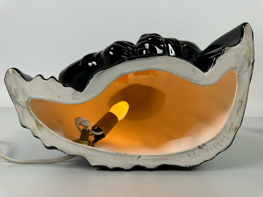 Vintage 1979 Star Wars Darth Vader Lamp  (Missing Light Saber) 9W x 4D x 11.5H [Photo 9]