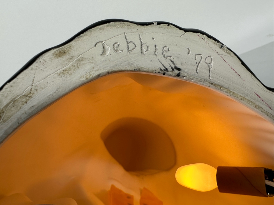 Vintage 1979 Star Wars Darth Vader Lamp  (Missing Light Saber) 9W x 4D x 11.5H [Photo 10]