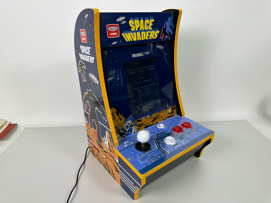 Space Invaders Arcade 1Up Countercade Video Game [Photo 4]