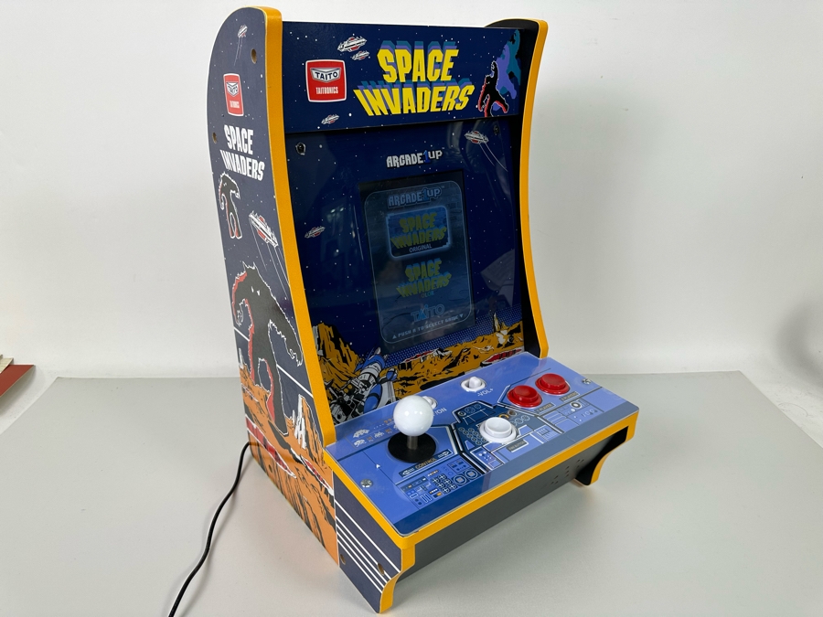 Space Invaders Arcade 1Up Countercade Video Game [Photo 3]