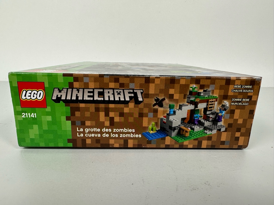 LEGO Minecraft The Zombie Cave 21141 Kit with Steve, Baby Zombie and Bat Figures [Photo 4]