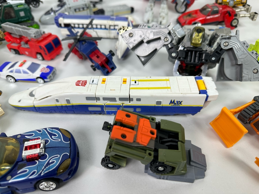 Collection Of Vintage Transformers Toys - See Photos [Photo 6]
