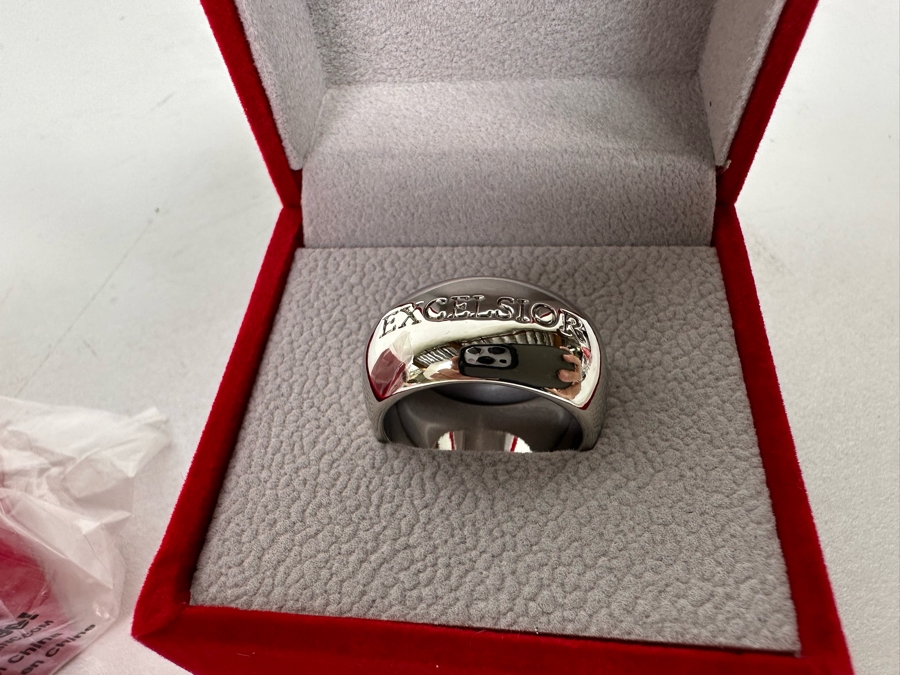 The Stan Lee Collection Excelsior Ring Size 10 [Photo 4]